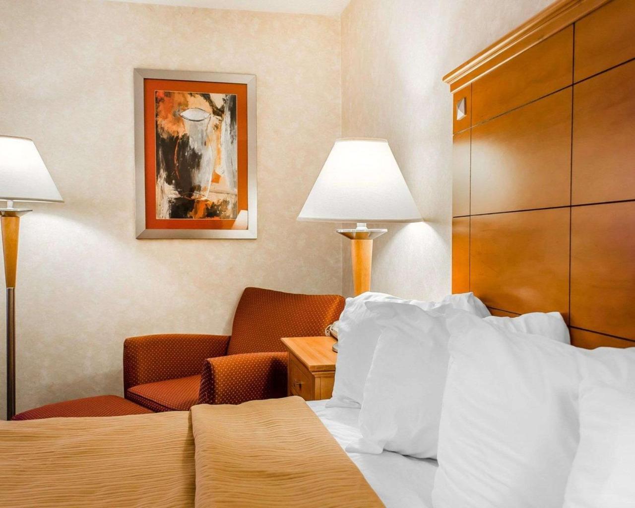 Quality Inn Harrisburg - Hershey Area מראה חיצוני תמונה